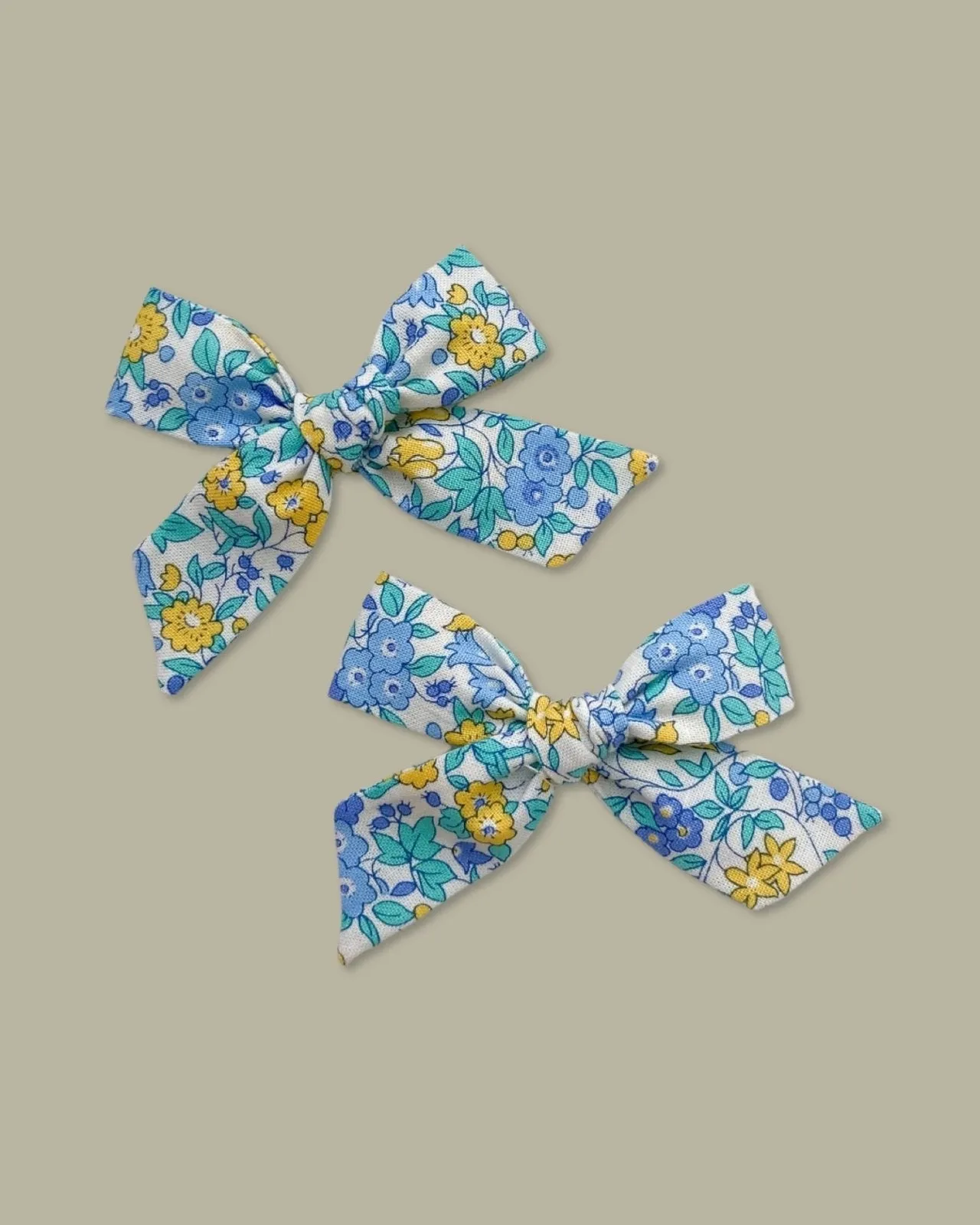 Classic Knot Bow | Bluebell Floral