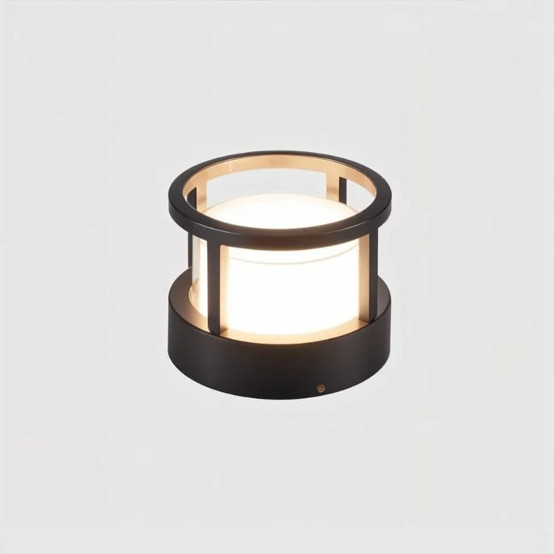 Vivienne Outdoor Garden Lamp